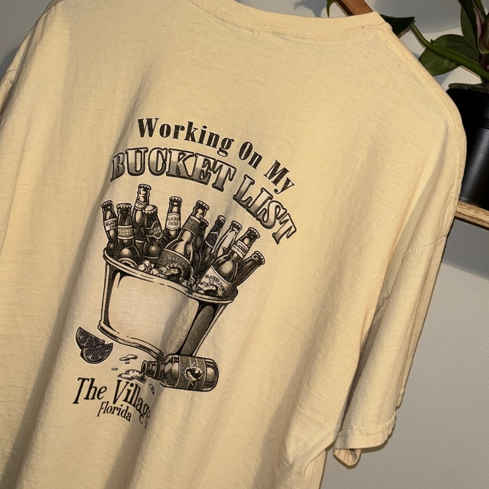 The Villages Florida "Working on my bucket list" Drinking T-Shirt XL - Picture 1 of 8